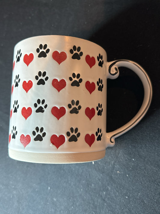 Spectrum Designz Mug "Dog Mom" Engraved Heart & Paws Red, Black & White 18oz New