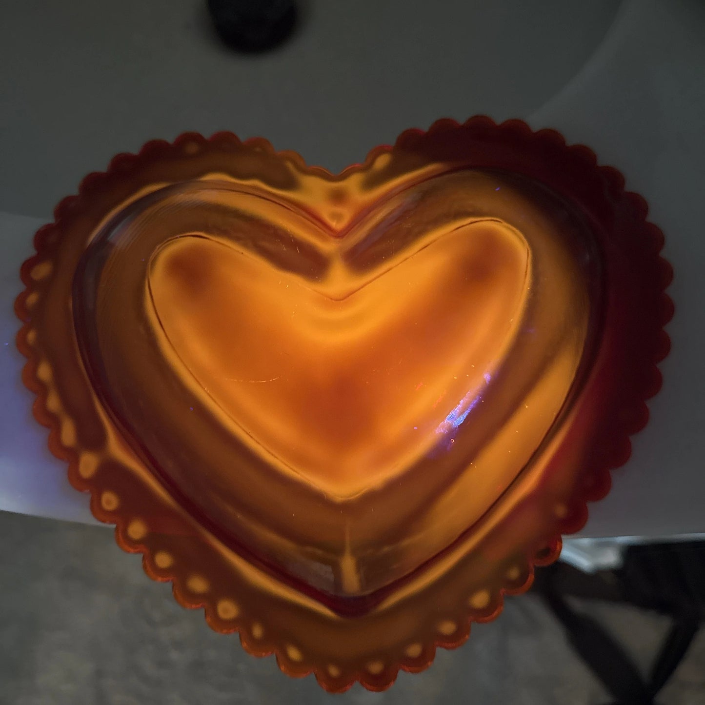 Hallmark Decorative Red Heart Glass Trinket Dish - Glows Amberina Color Under UV Light