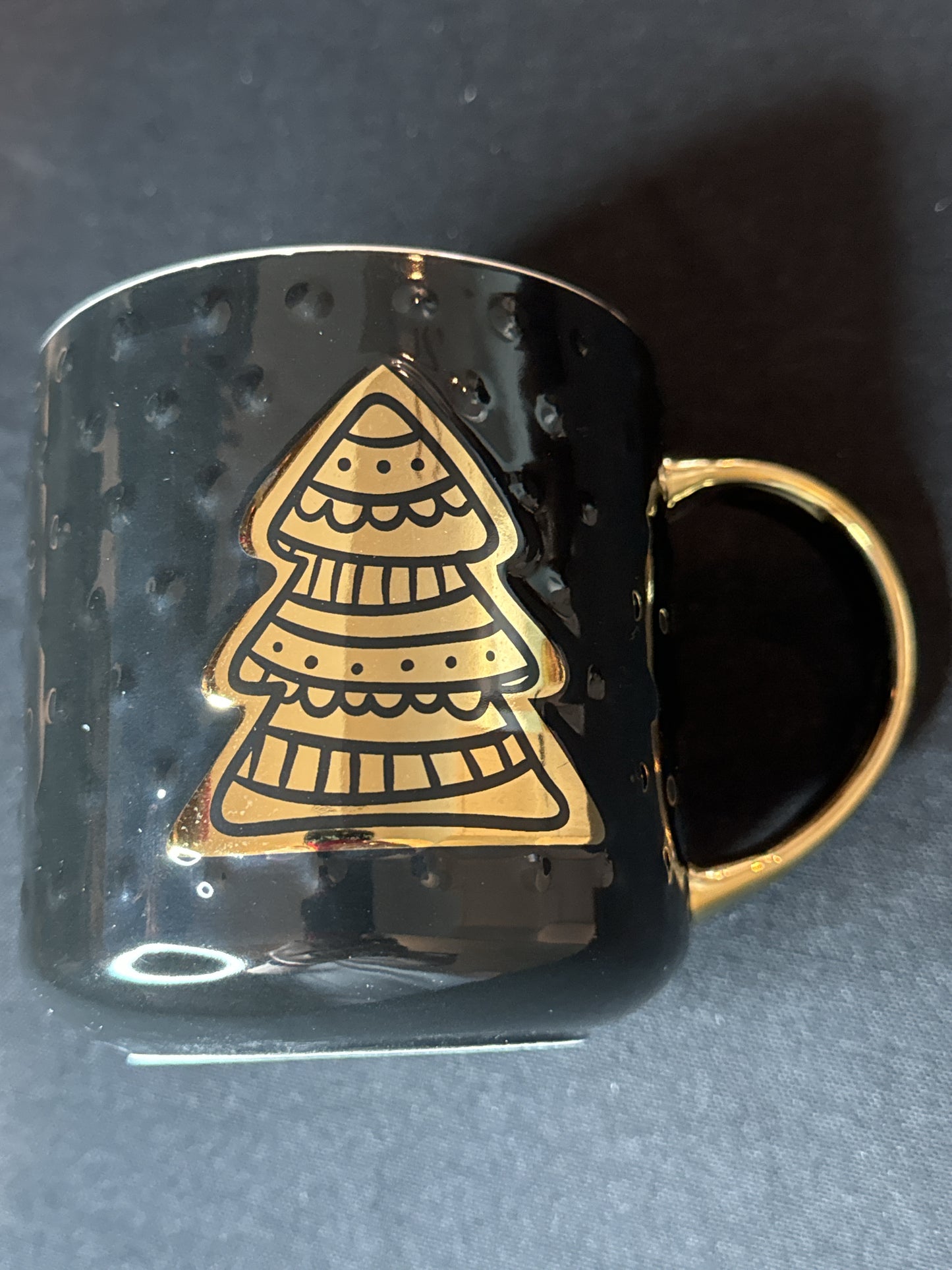 Black & Gold Christmas Tree Bumpy Coffee Mug White Interior Gold Handle New Inventory