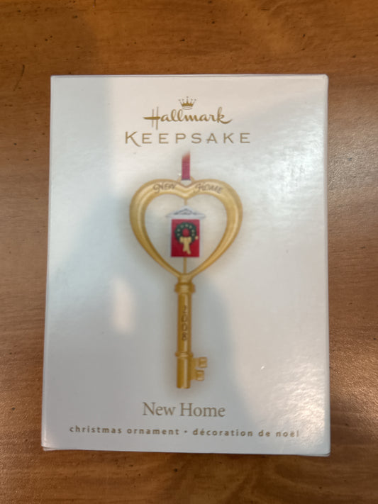 2008 Hallmark Keepsake New Home Gold House Key Ornament New in Box