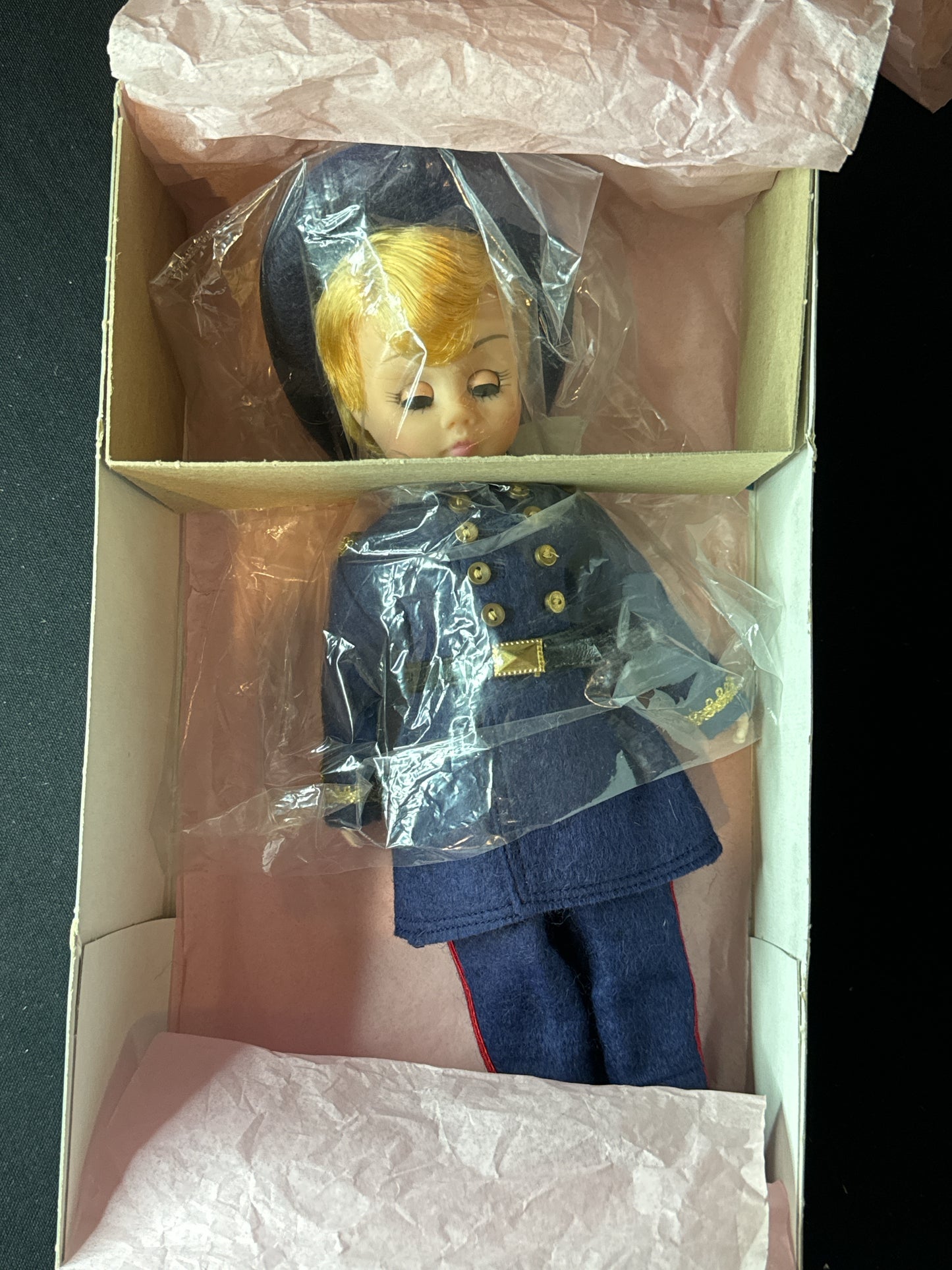 Vintage Madame Alexander Union Officer #1303 In Original Box