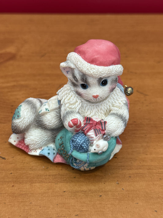 Calico Kittens Figurine Enesco 1998 Christmas Santa Paws New in Box