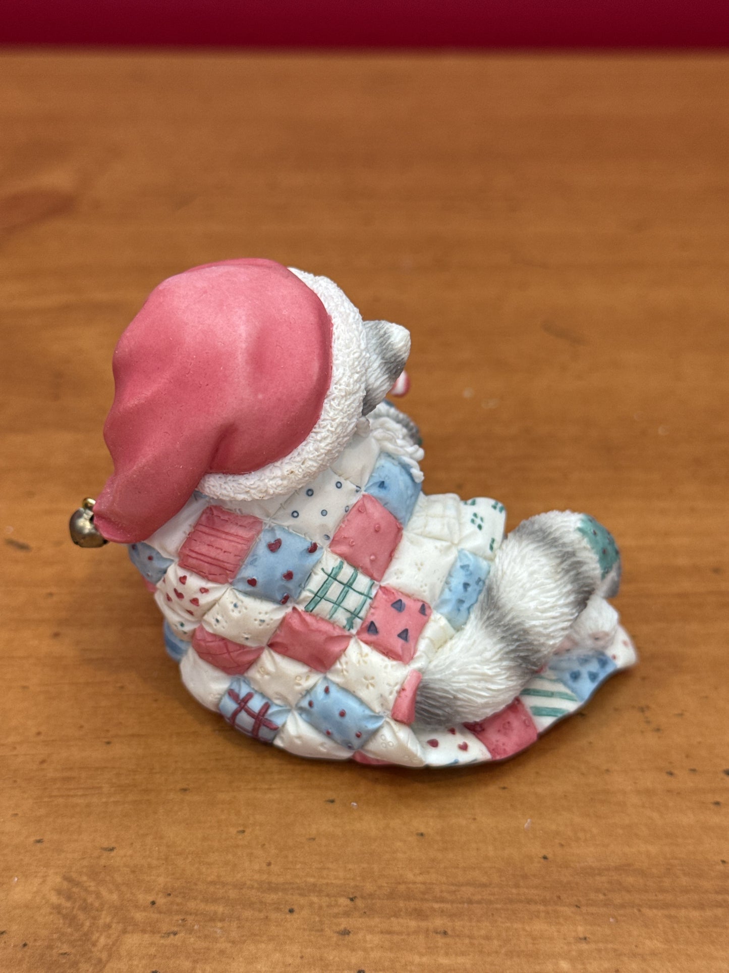 Calico Kittens Figurine Enesco 1998 Christmas Santa Paws New in Box