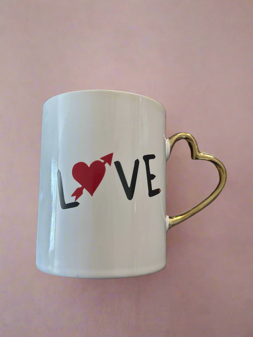 Disney Mickey Mouse Love Heart Hands Coffee Cup Mug Black Interior Gold Heart Handle