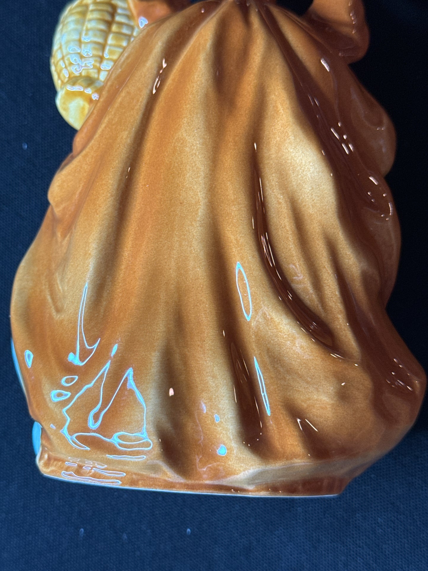Gobble Beautiful Ladies of Fashion FF274 Porcelain Figurine W. Germany, Excellent condition