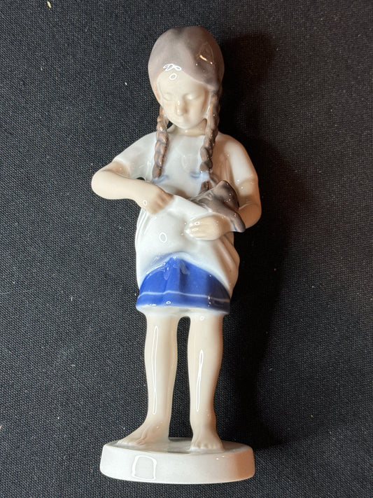 Vintage Bing & Grondahl B&G Porcelain Figurine "Girl with Cat" #1779 6 5/8" Tall