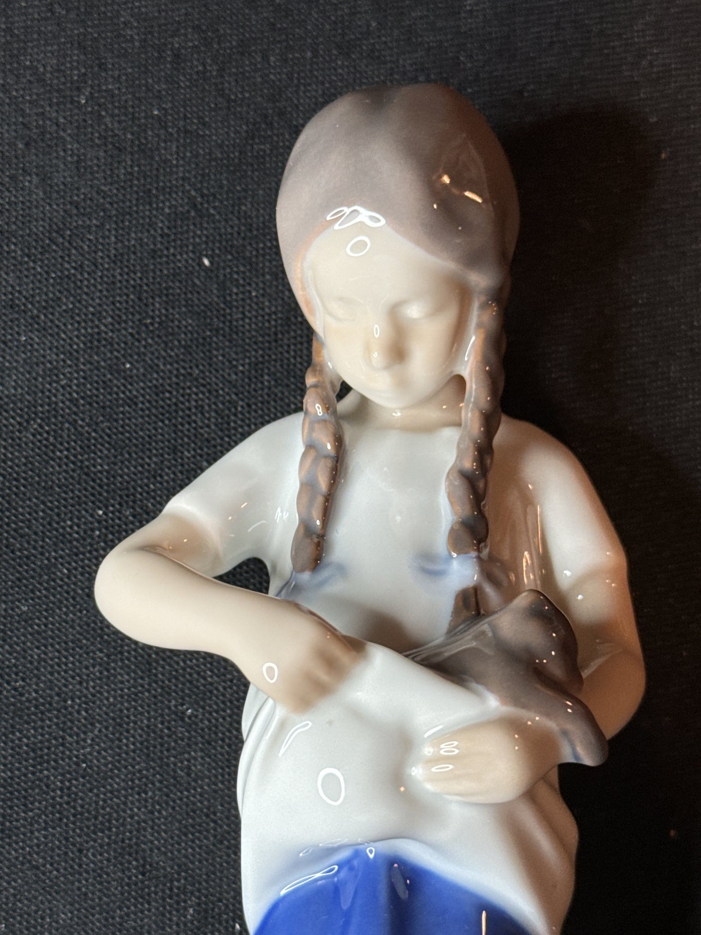 Vintage Bing & Grondahl B&G Porcelain Figurine "Girl with Cat" #1779 6 5/8" Tall