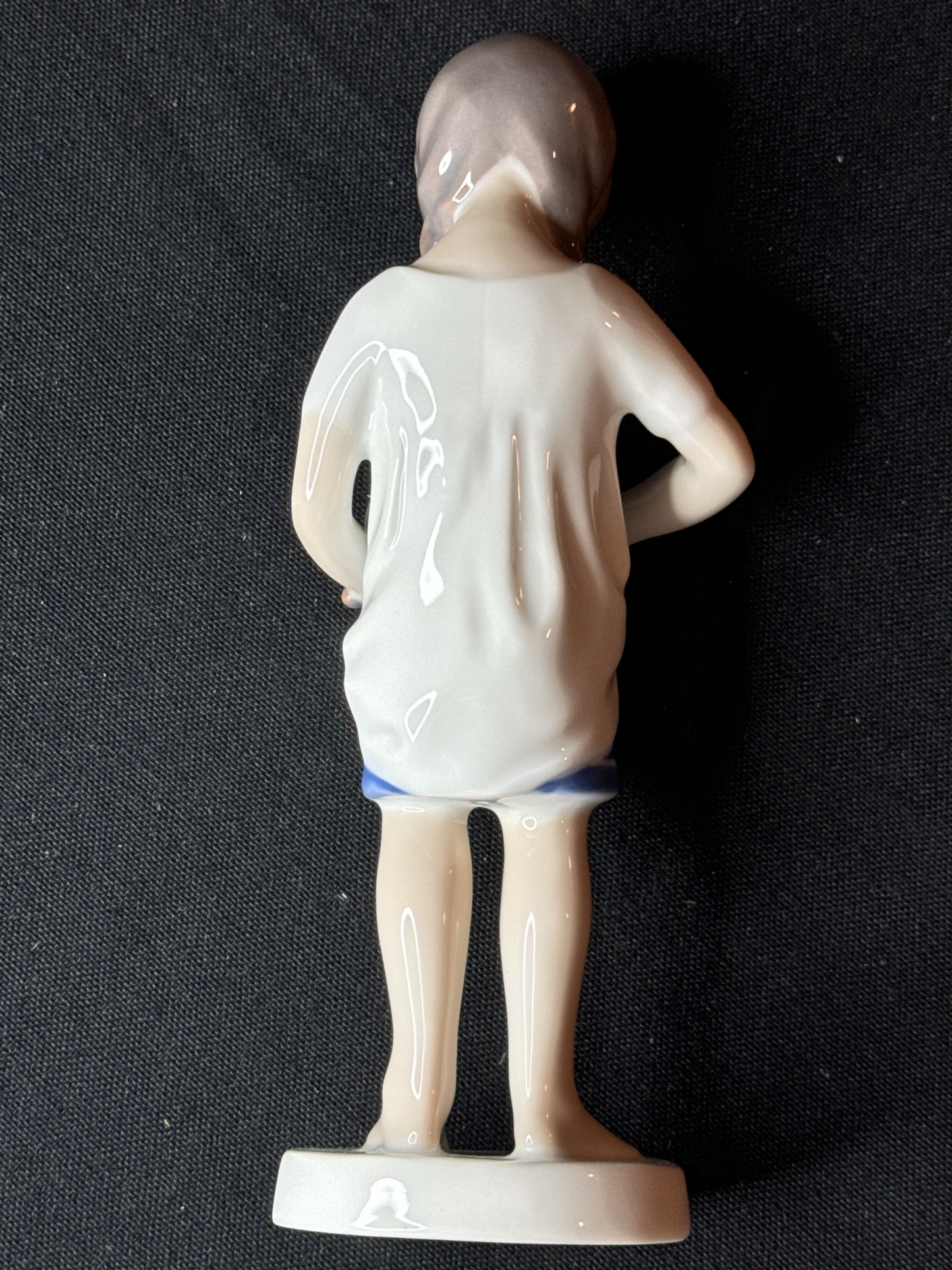 Vintage Bing & Grondahl B&G Porcelain Figurine "Girl with Cat" #1779 6 5/8" Tall