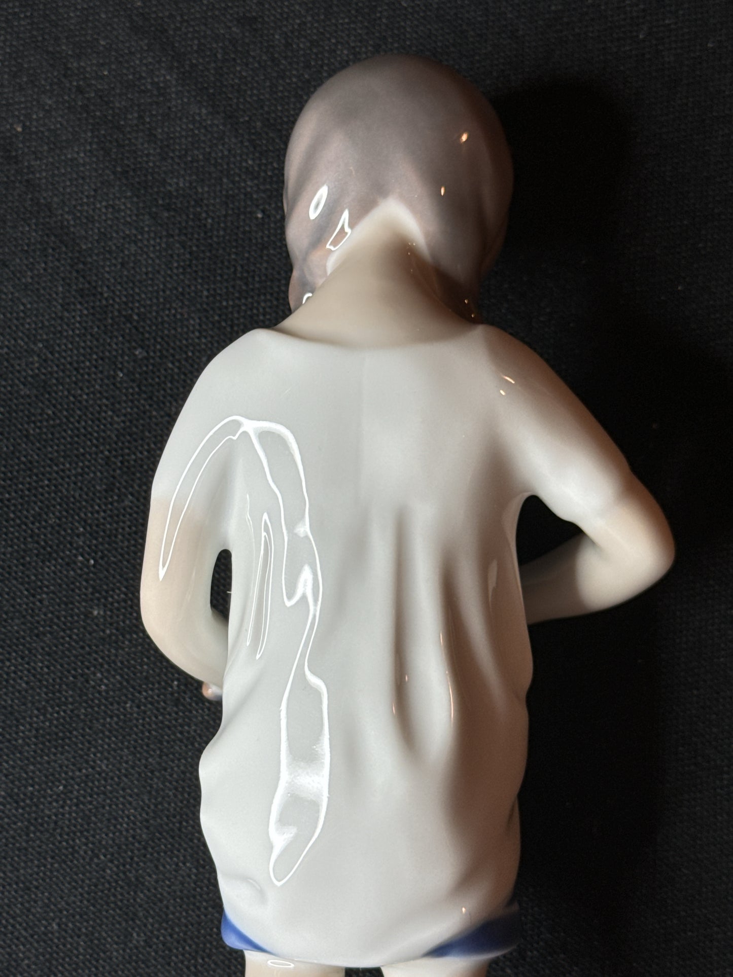 Vintage Bing & Grondahl B&G Porcelain Figurine "Girl with Cat" #1779 6 5/8" Tall