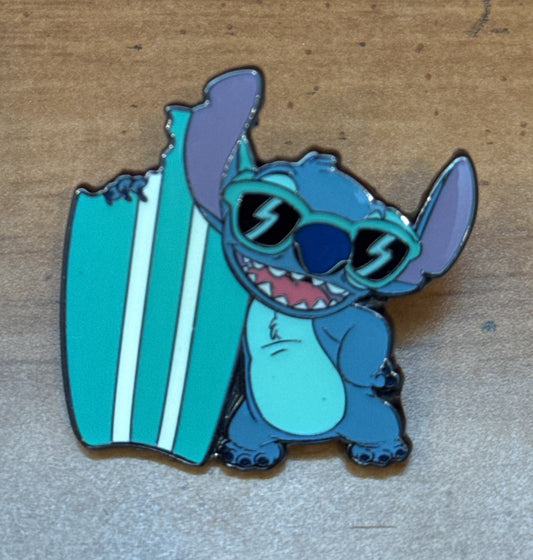 Disney Pin 150872 Loungefly Surfboard Stitch Lilo and Stitch Summer Mystery Metal Enamel Pin