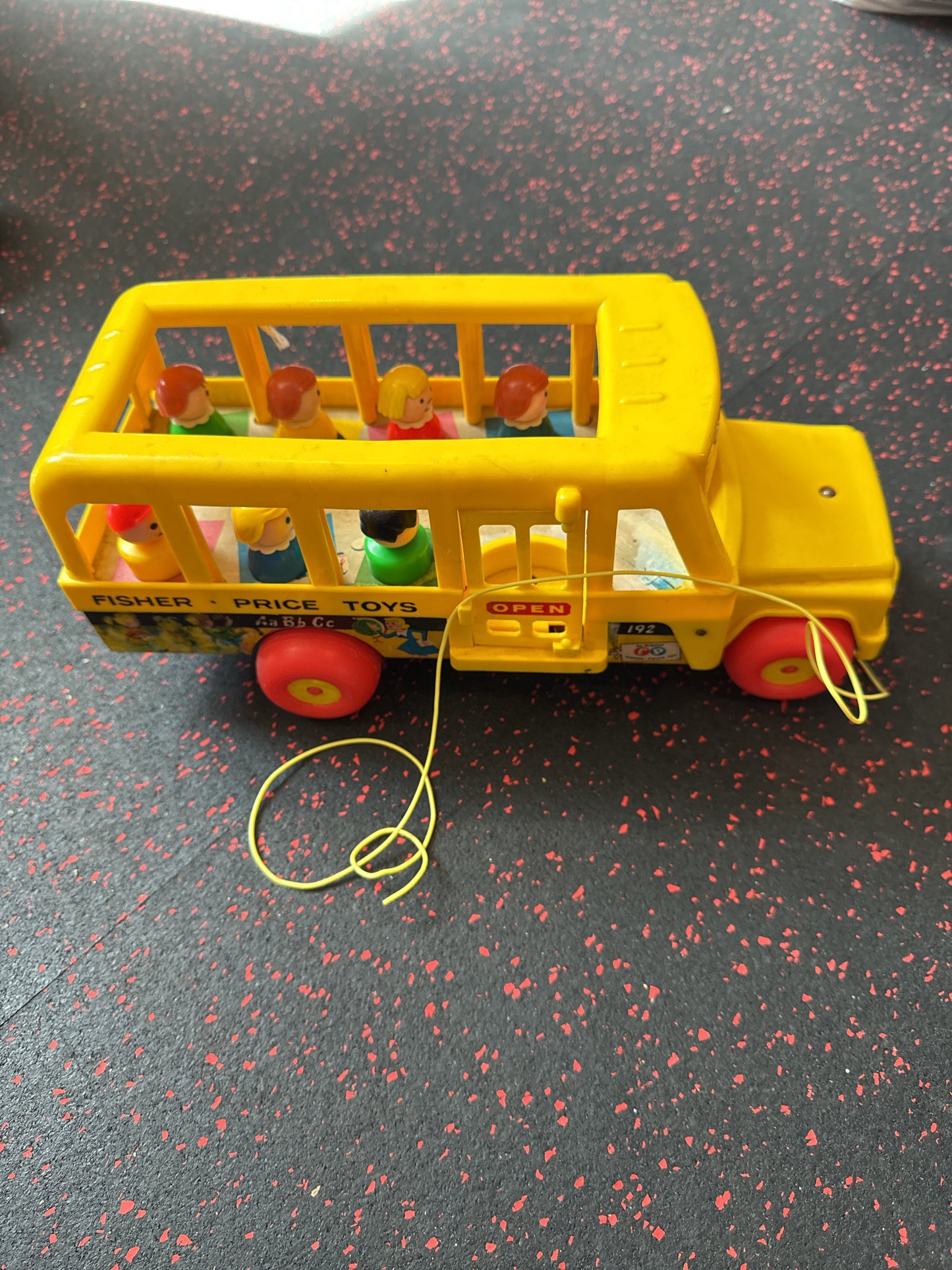 Vintage 1965 Fisher Price School Bus #192 - Made in USA With 7 Little People