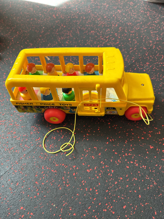 Vintage 1965 Fisher Price School Bus #192 - Made in USA With 7 Little People