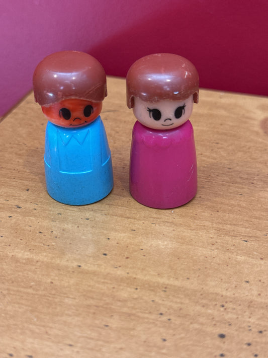 Pair of Vintage Tomy Playrail Girl & Boy Little People Figures Rolling
