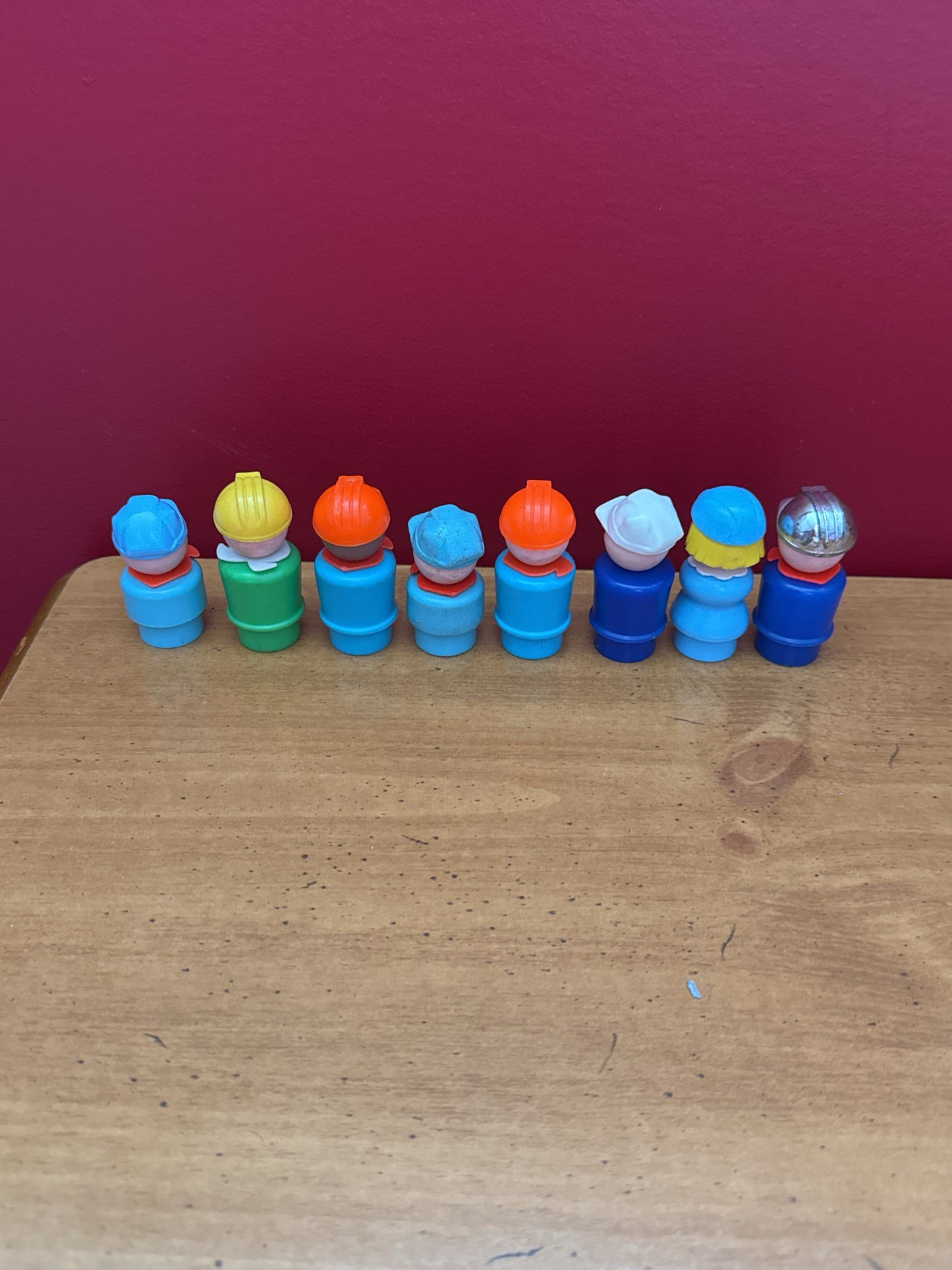 Vintage Fisher Price Little People Working Engineers Construction Hats Set of 8 Figures