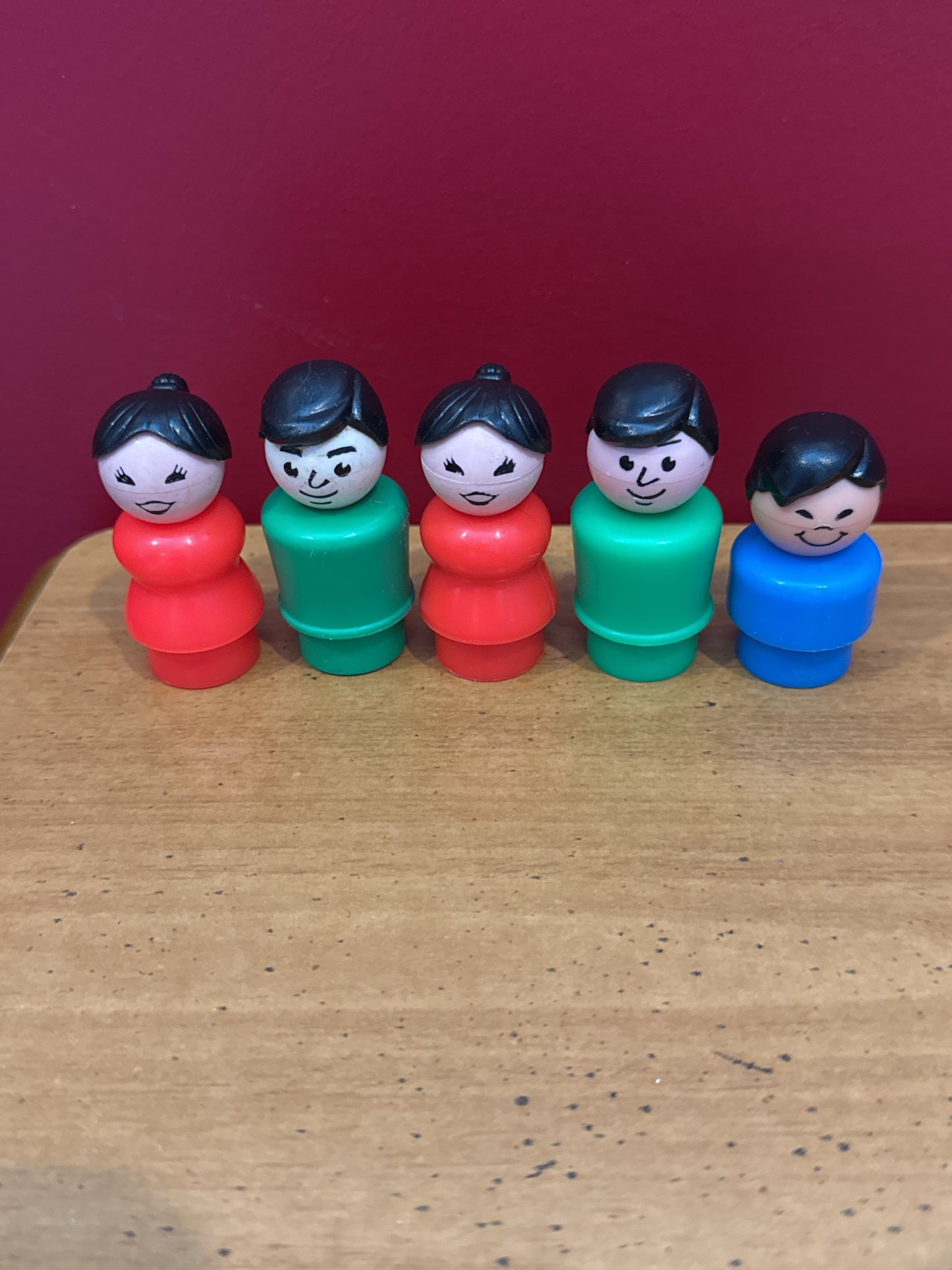 Vintage Fisher Price Little People Family Set of 5 Figures Including Asian Mom Figures