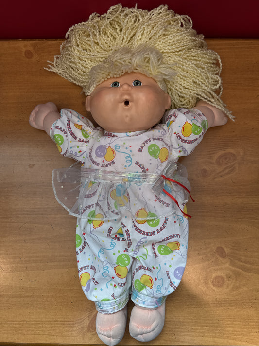 Vintage 1990 Hasbro Cabbage Patch Kid "Happy Birthday" Doll Blonde Hair Balloon Pattern Romper