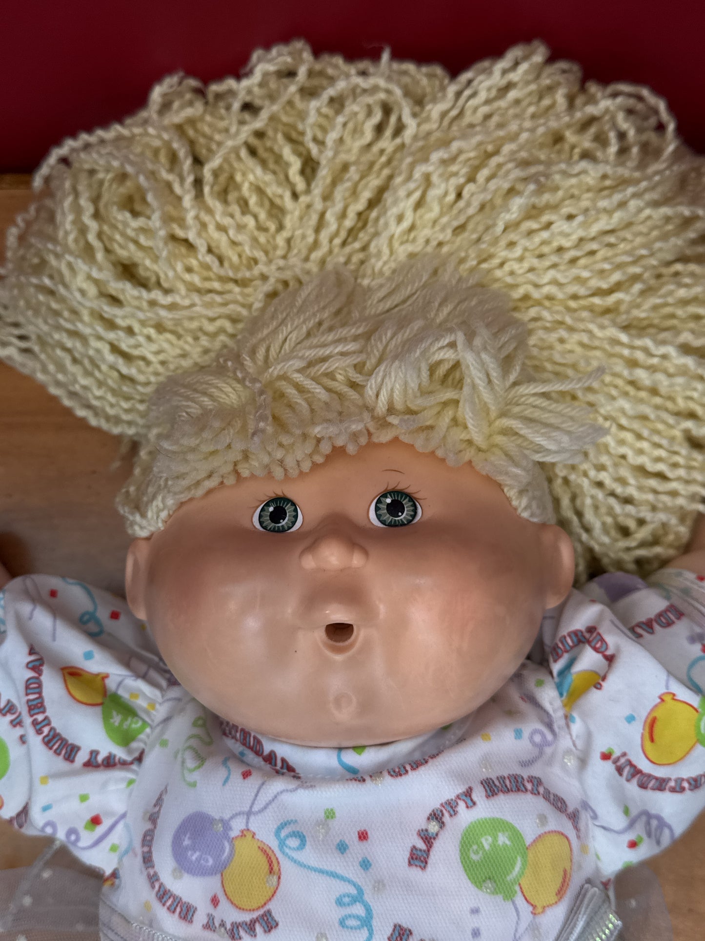 Vintage 1990 Hasbro Cabbage Patch Kid "Happy Birthday" Doll Blonde Hair Balloon Pattern Romper