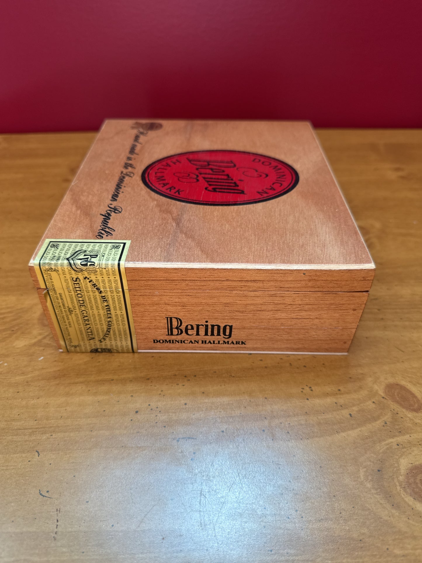 Dominican Republic Hallmark Bering Empty Cigar Box Wood Presidente