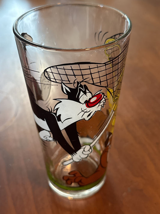 Vintage Pepsi Collector Series Sylvester, Tweety Bird and Spike Warner Bros 1976 Drinking Glass