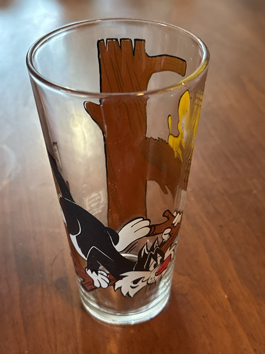 Vintage Pepsi Collector Glass 1976 Warner Bros Sylvester Cat Tweety Bird Looney Tunes Tree Saw