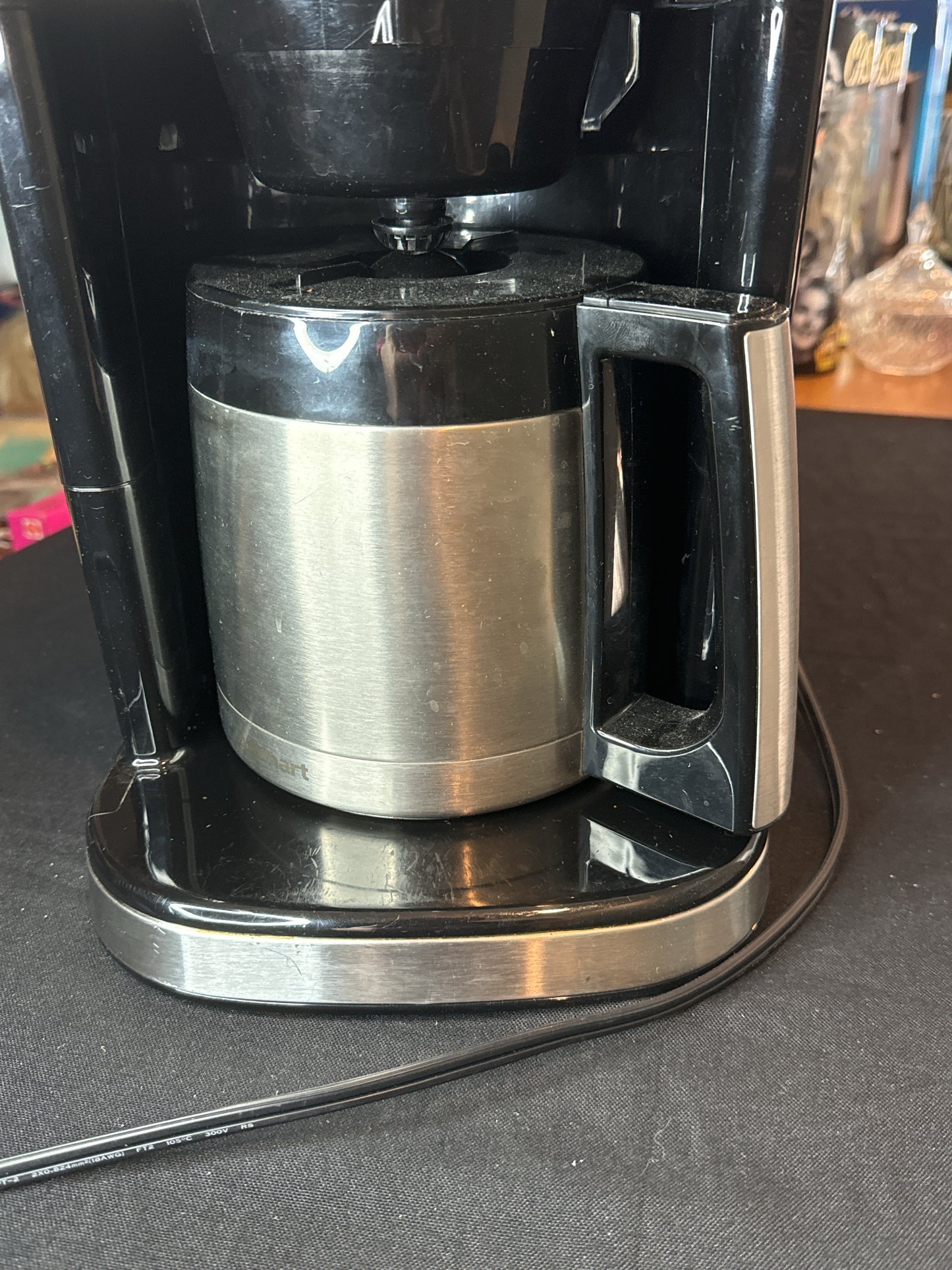 Cuisinart Burr Grind & Brew 10 Cup Coffeemaker DGB-850 Model Used Once