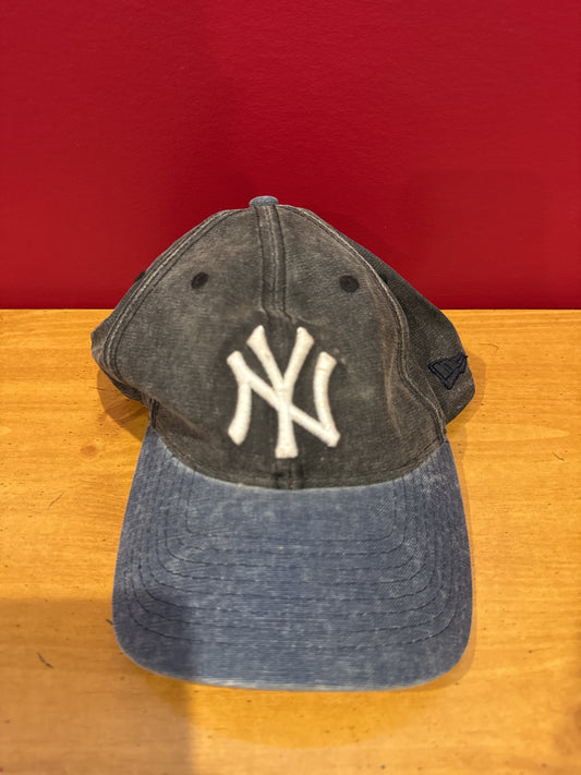 New Era 9 Twenty New York Yankees Adjustable Strapback Baseball Cap Hat