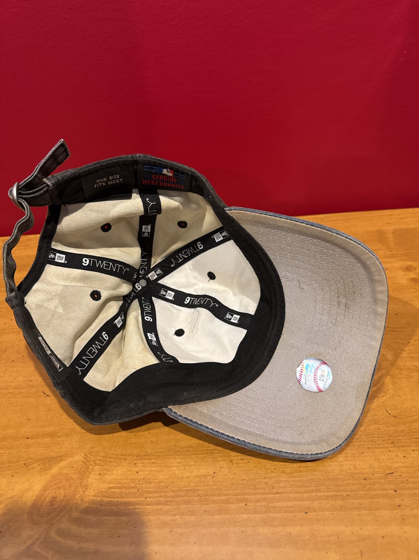 New Era 9 Twenty New York Yankees Adjustable Strapback Baseball Cap Hat