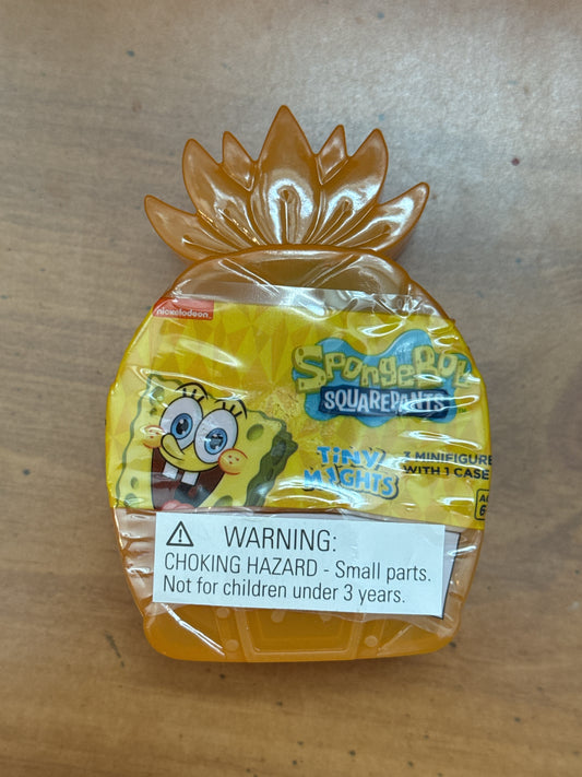 SpongeBob SquarePants Tiny Mights Sealed Blind Box Pictures Show One of 3 Figures Package