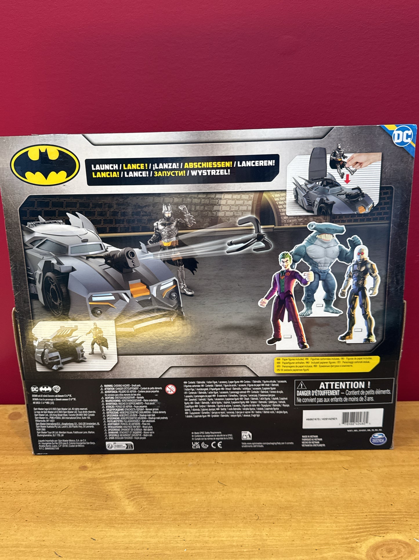 DC Comics Crusader Batmobile Playset Spinmaster New in Box