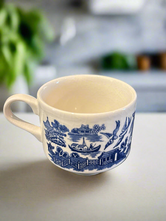 Vintage Churchill England Blue Willow Replacement Coffee Tea Cup 2 7/8" Tall