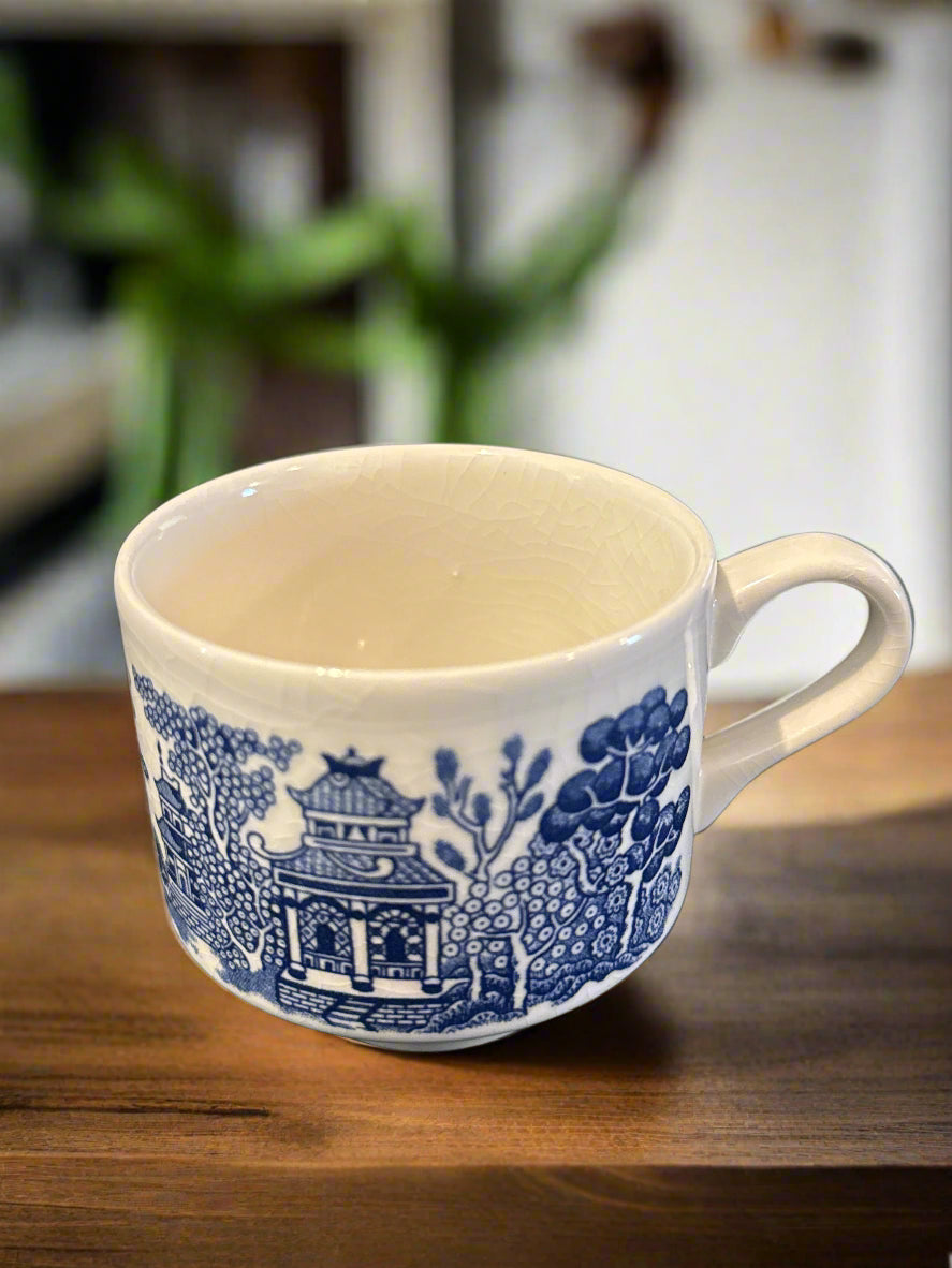 Vintage Churchill England Blue Willow Replacement Coffee Tea Cup 2 7/8" Tall