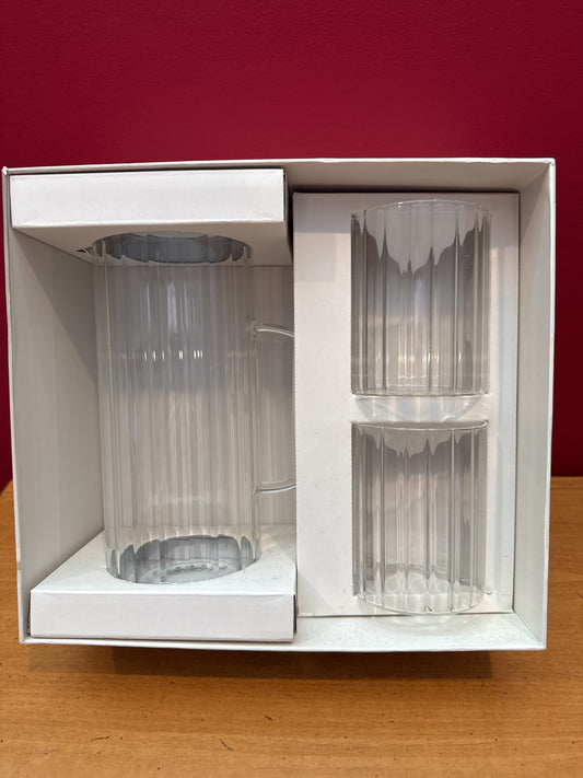Set of 3 Piece Verigated Glassware Set Pitcher and 2 Glasses New in Box
