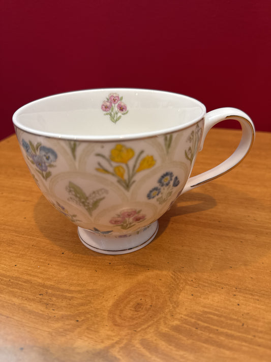 Grace Teaware Floral Footed Tea Coffee Cup 3.5" Tall New