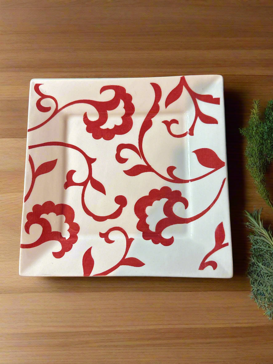 Sandra Salad Plate 8 1/8" Wide by Sandra Lee (Damask)