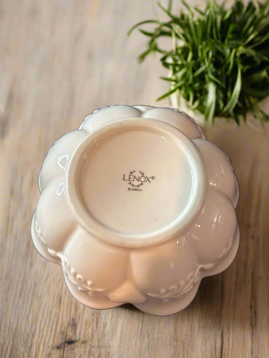 Lenox Devoted Hearts Bowl 4.5" Wide Heart Collection 24k Gold Trim Scalloped Vintage