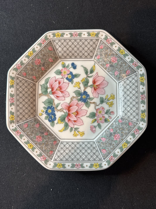 Takahashi San Francisco Alyse Base Plate for Teapot 7.5" Wide Floral Design 8 Sided