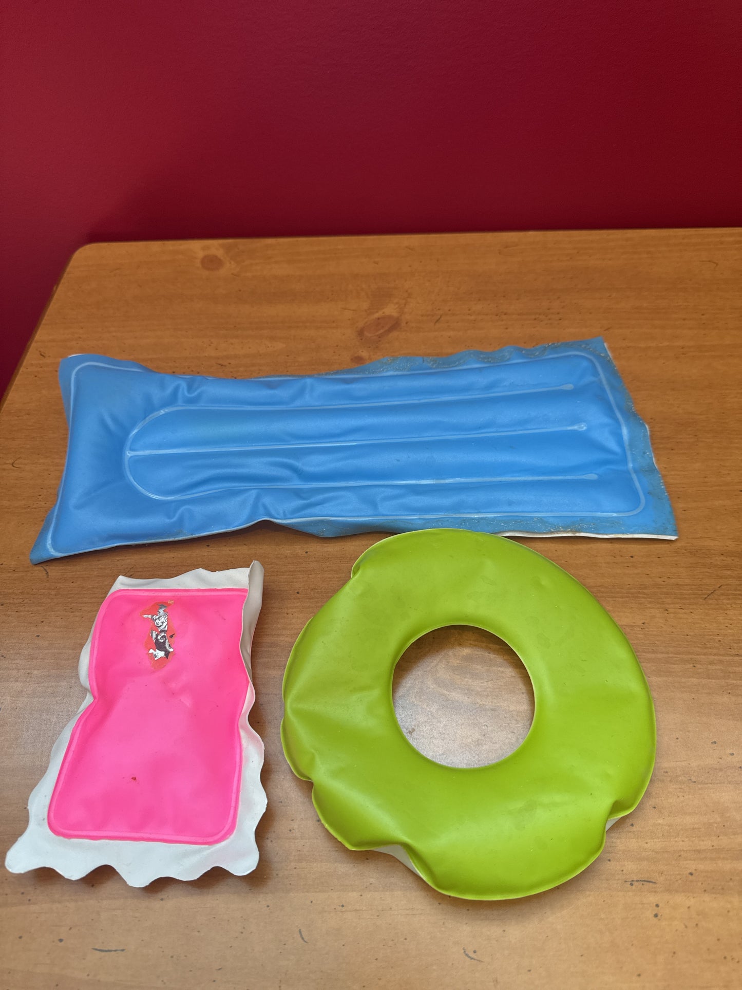 Barbie Vintage Blowup Puff & Play Furniture & Sailboat 5 Pieces