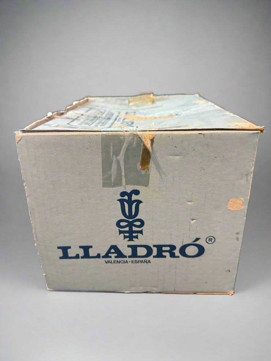 Lladro Box Only for 4840 Oriental Girl Glossy Figurine With Packing 13.25" Long
