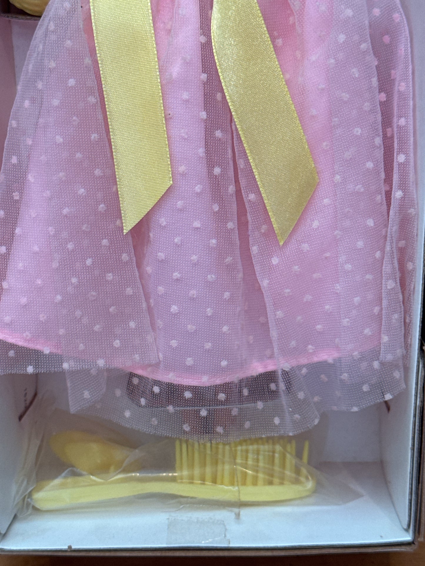 Vintage 1995 Avon Exclusive Spring Blossom Barbie (First in a Series) New in Box