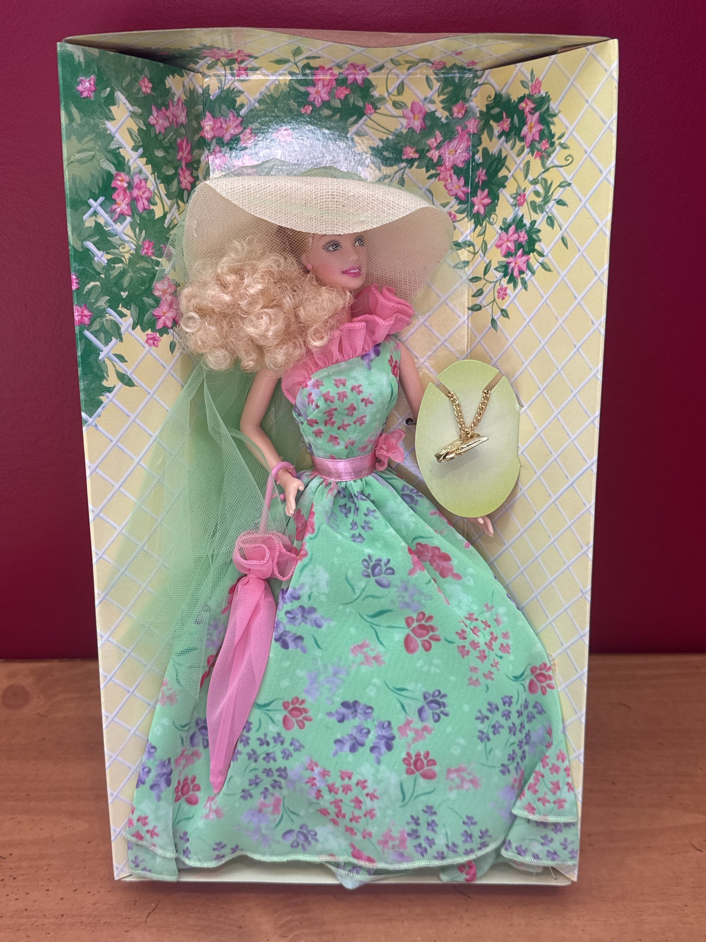 Simply Charming Barbie Doll Vintage 2001 Special Edition New in Box