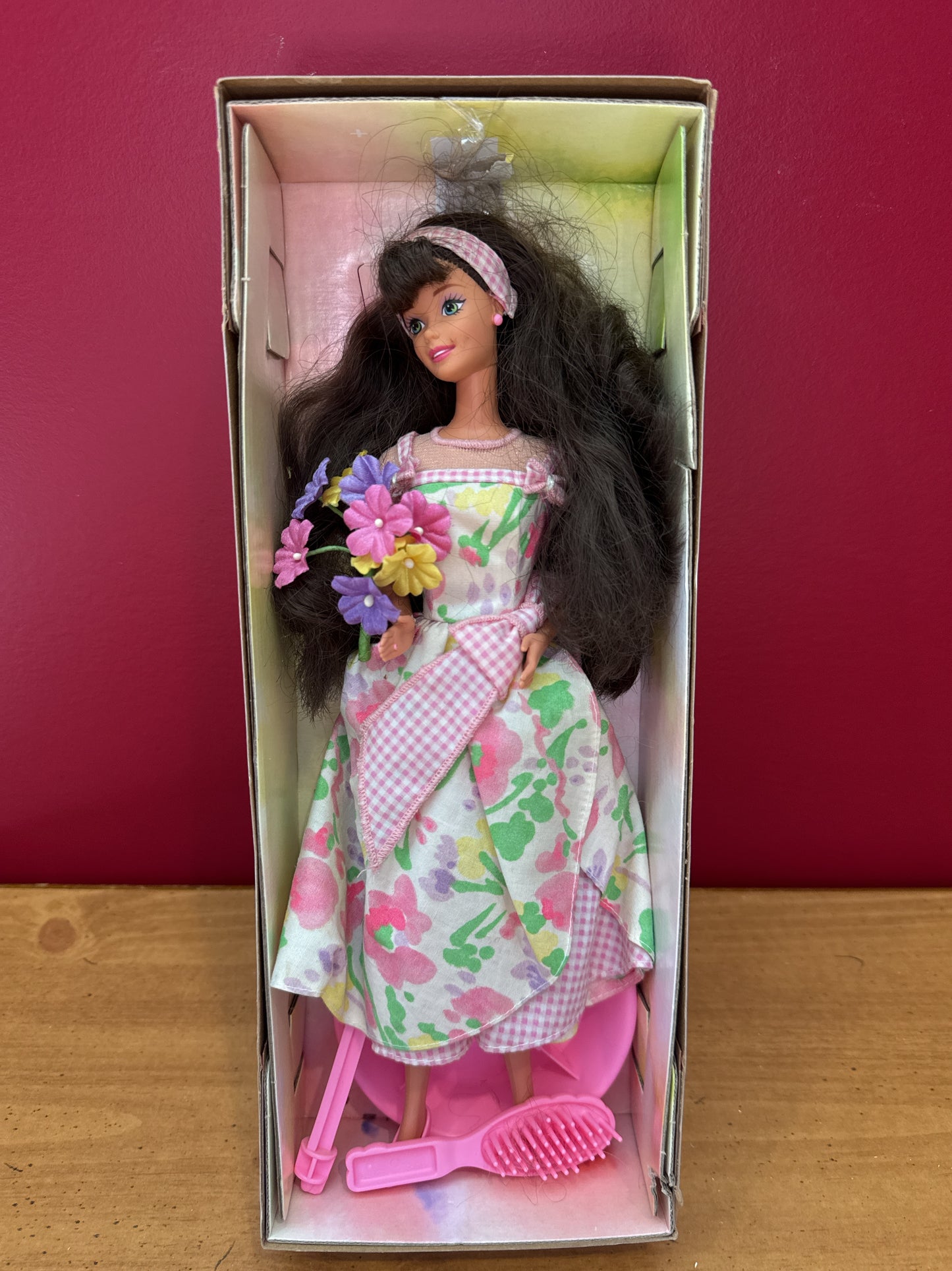 Barbie Doll Special Edition Avon "Spring Petals" 1996 Vintage New in Box