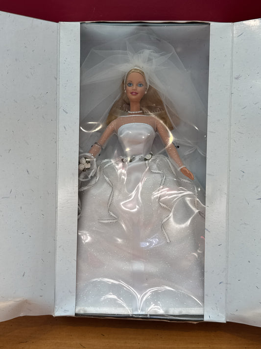 Blushing Bride Barbie Doll 1999 Mattel #26074 New in Box