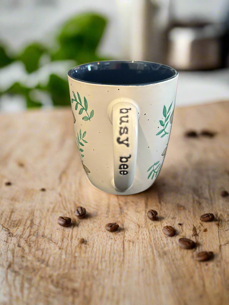 Heartland Hive "Busy Bee" Embosssed Ceramic Coffee Cup Mug New with Gift Tag 4.5" Tall