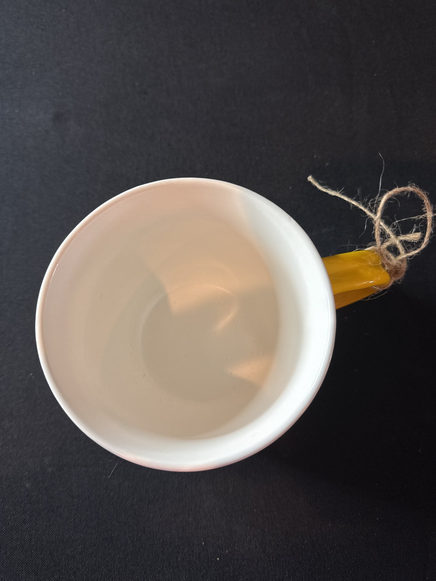 Homestead Living Yellow & White Lemon Large Coffee Cup Mug New with Tags 3.75" Tall
