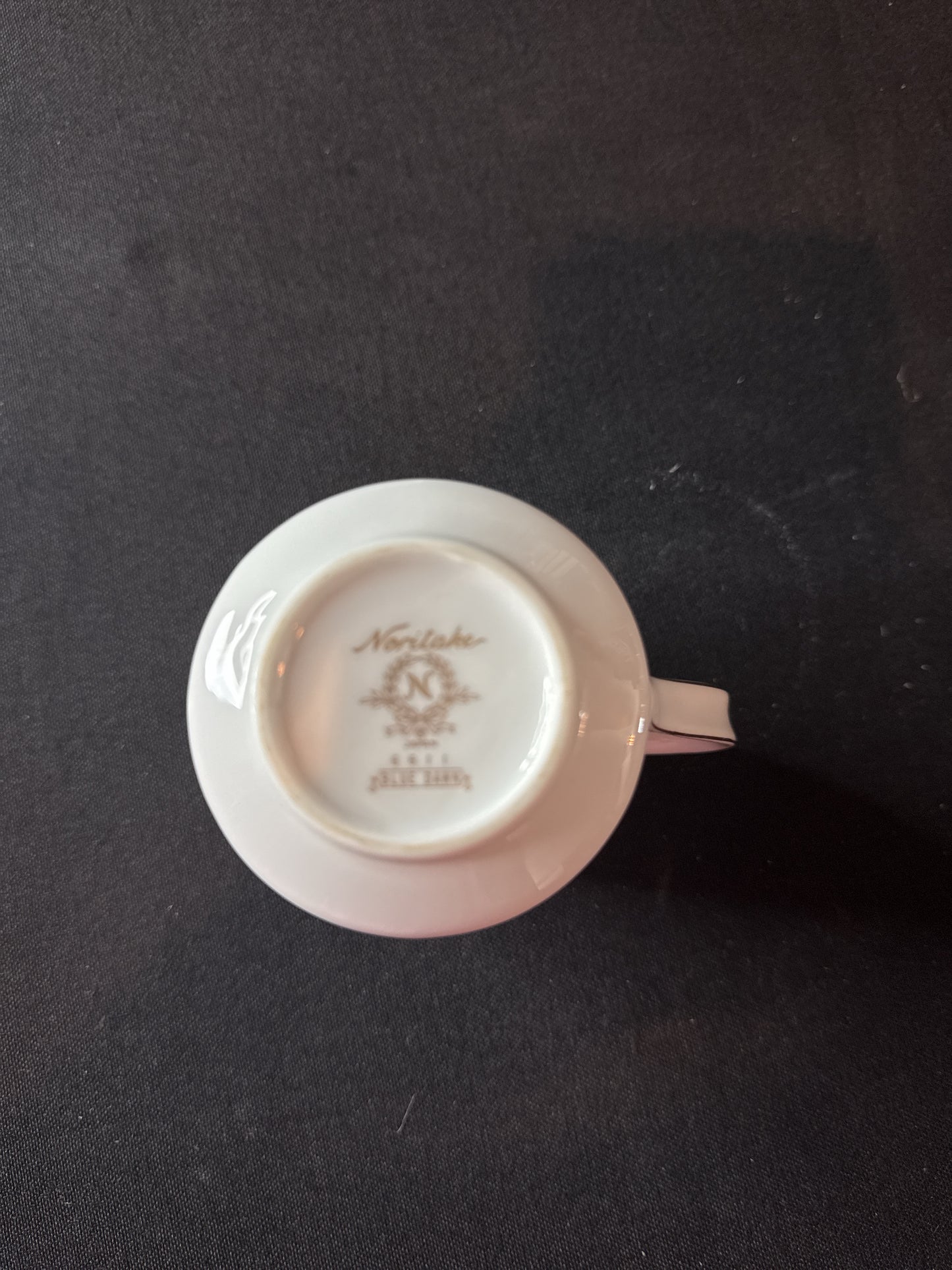 Noritake Blue Dawn Pattern Creamer 8oz 4" Tall