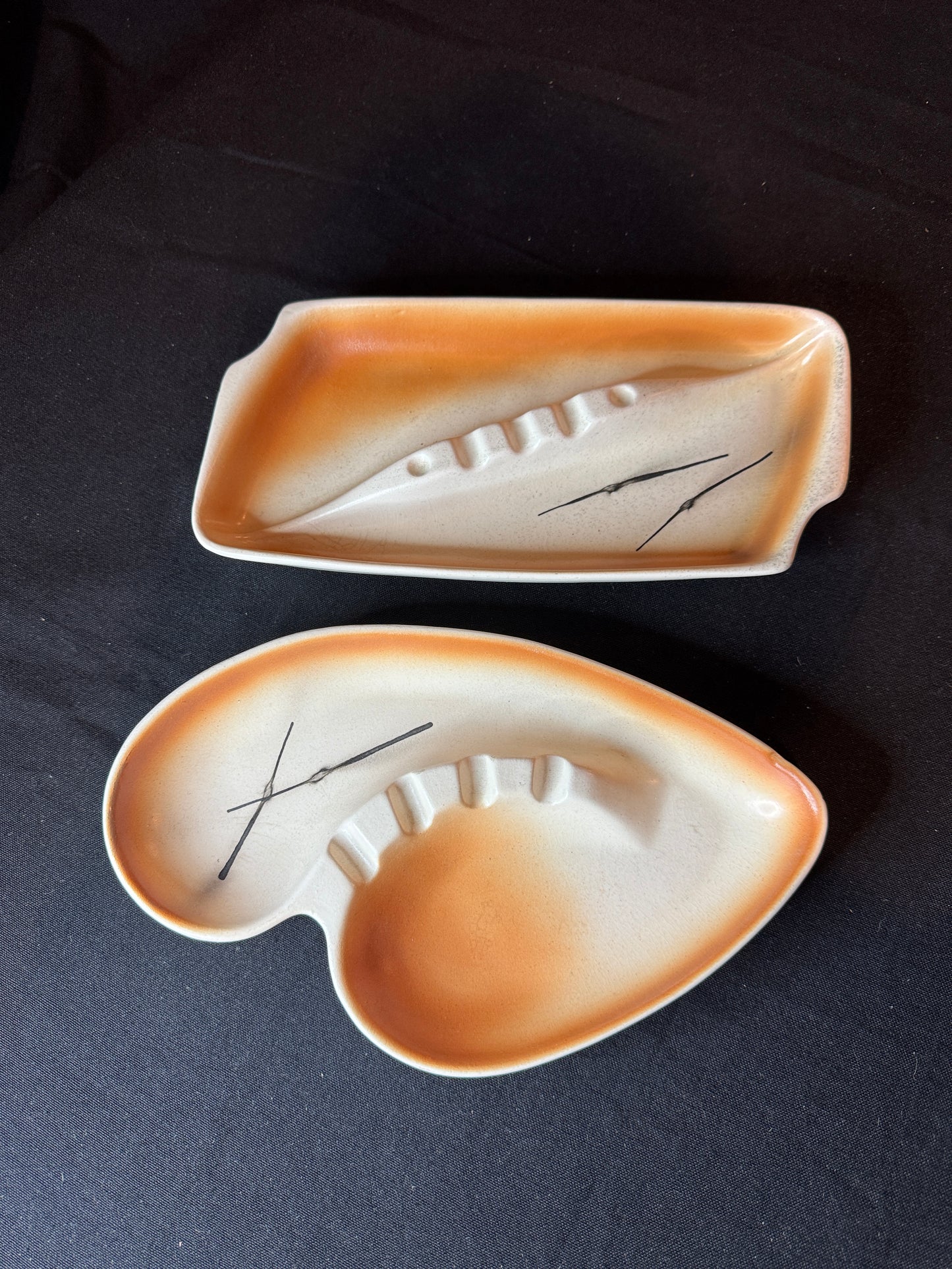 Vintage Pair of 1957 Lane and Co Art Deco Abstract Ashtrays Van Nuys CA No. 653 & 657