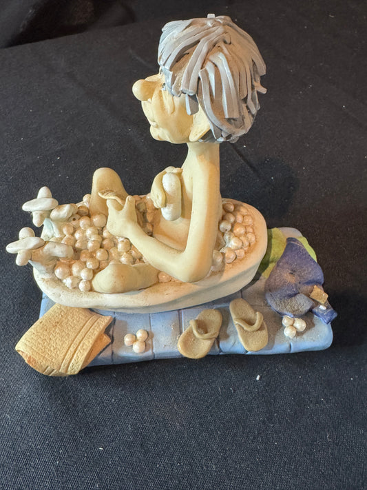 EFY Especially For You Bath Time Figurine New in Styrofoam. 6" Tall x 6" Long