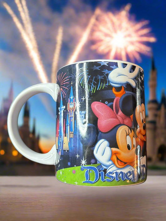 Disney Coffee Cup Mug By Jerry Leigh Pluto, Mickey Mouse, Minnie Mouse, Goofy Donald Duck