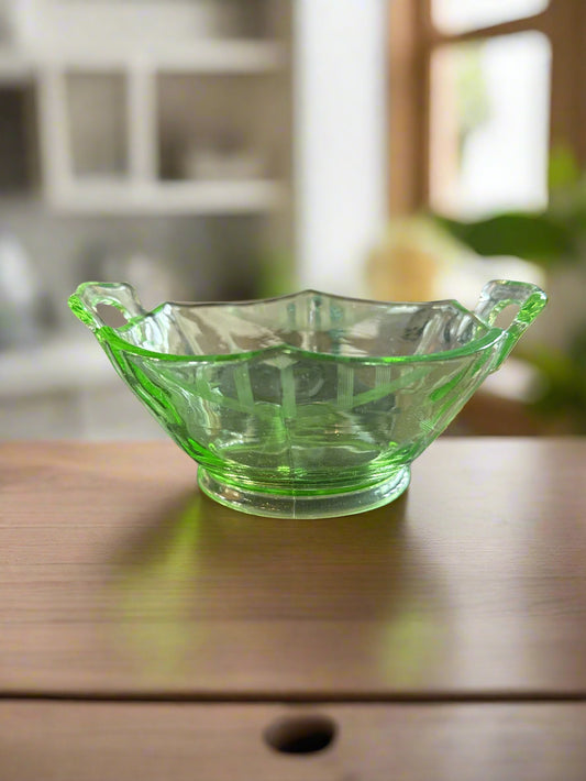 Vintage Art Deco Green Uranium Depression Glass 6.75" Serving Bowl With Handles/Glows