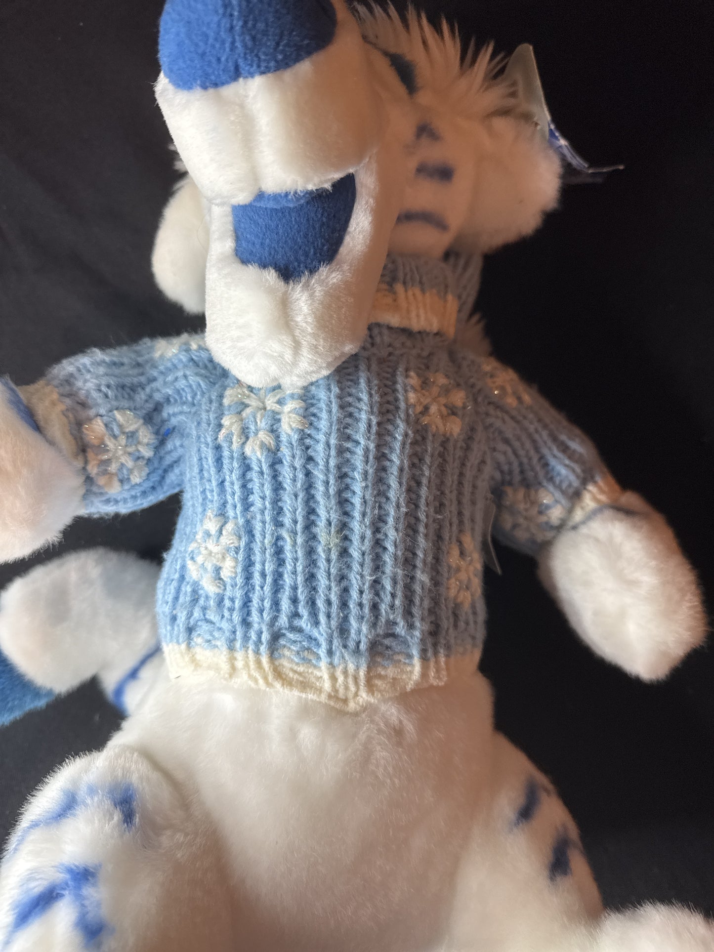 Disney Store Exclusive Winter White w/ Blue Stripes Tigger Plush Knit Sweater 14" Tall Sitting